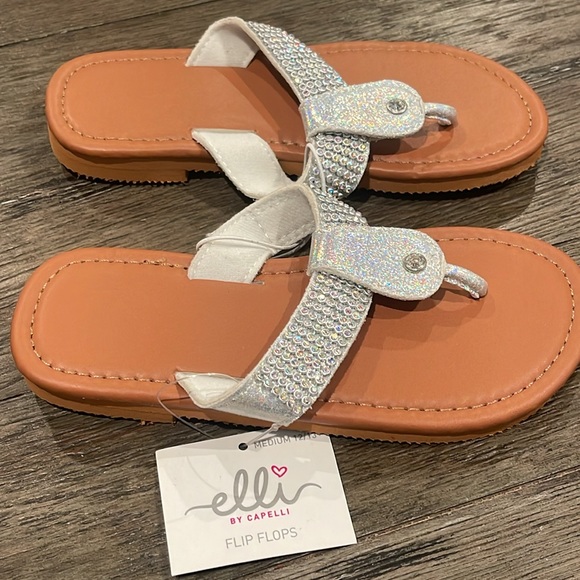 NWT Rhinestoned Flip Flops - Picture 4 of 5